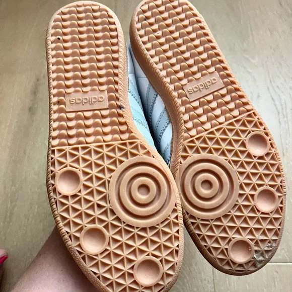 Adidas Samba White and Gray Shoes - Picture 4 of 5